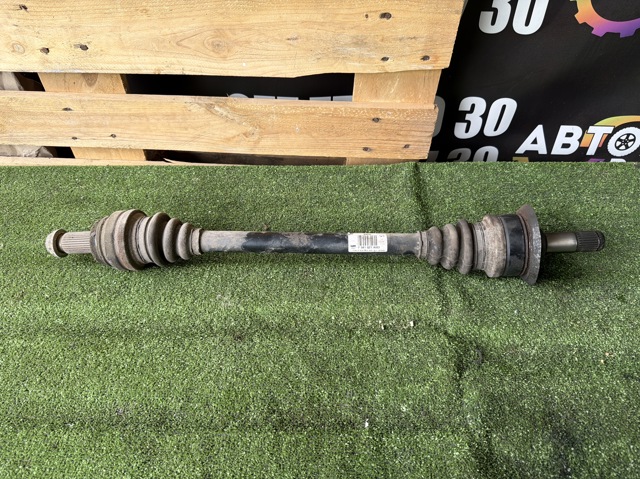 Полуось задняя, левая 7581027 BMW