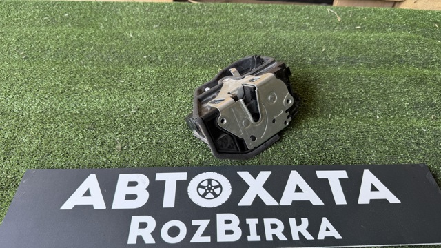 Замок задней двери, правой A053702 BMW