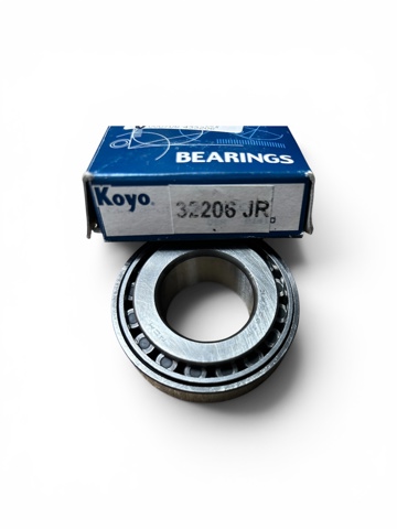 Подшипник задней ступицы внешний 32206JR KOYO