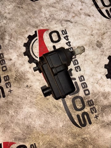 Корректор фары Opel Omega 16, 17, 19