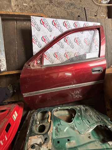 Водительская дверь Opel Vectra B