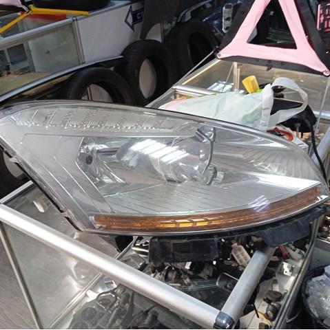 Фара правая 16298200 PEUGEOT