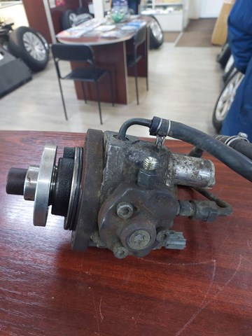 Насос топливный высокого давления (ТНВД) 16700AW401 NISSAN