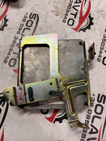 Компьютер двигателя 23710AU600 NISSAN