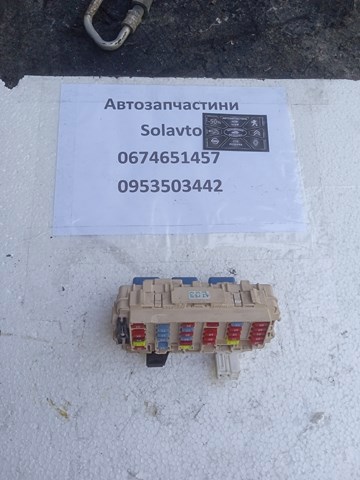 Коробка предохранителей 24350EQ300 NISSAN