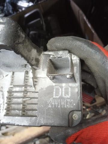 Замок двери задней левой 24414132 OPEL