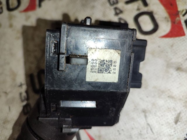 Подрулевой переключатель левый 25540AV600 NISSAN