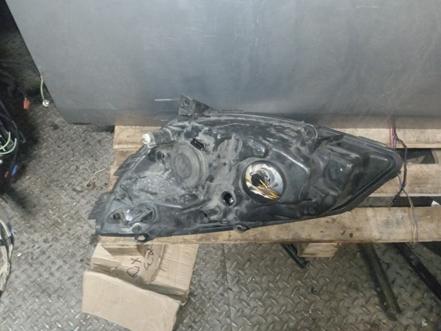 260102336R RENAULT Фара правая купить в Украина