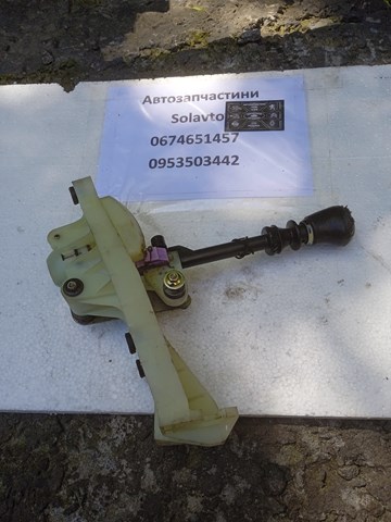 NISSAN 328658H810 Рукоятка рычага КПП в наличии Винница