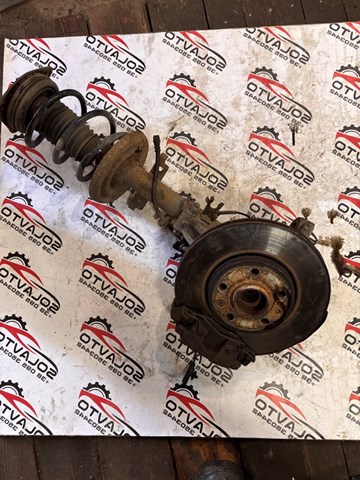 Кулак поворотный передний правый 400140006R RENAULT