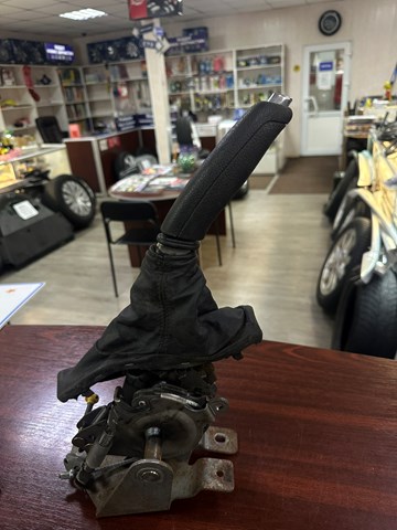 Рычаг ручника 4701A4 PEUGEOT