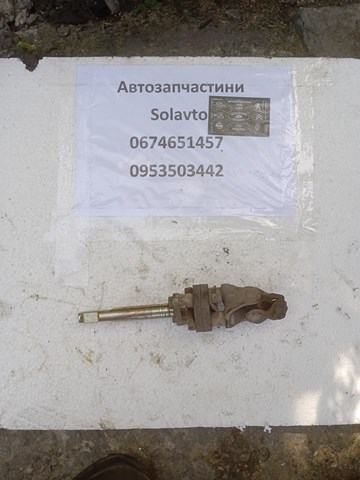 Нижний вал рулевой колонки 480808H900 NISSAN