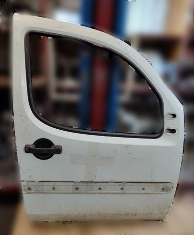 Пассажирская передняя дверь 51847705 FIAT