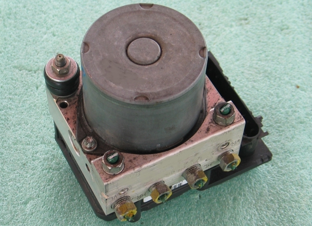 Блок ABS гидравлический 530175 OPEL