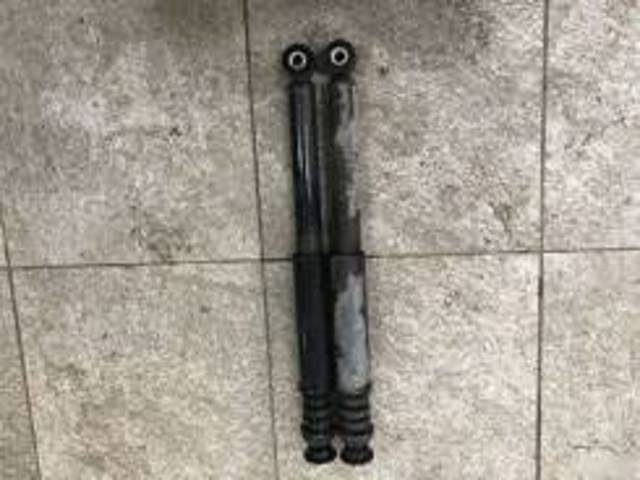 Цилиндр подвески 562109U025 NISSAN