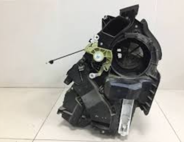 Корпус печі в зборі  на Dacia LOGAN sedan (LS) (01.04 - 12.12) 1.4 (LSOA, LSOC, LSOE, LSOG) (09.04 - ) K7J 710