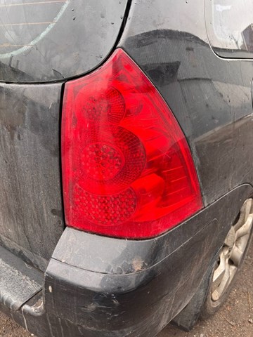 Правый стоп Peugeot 307 SW