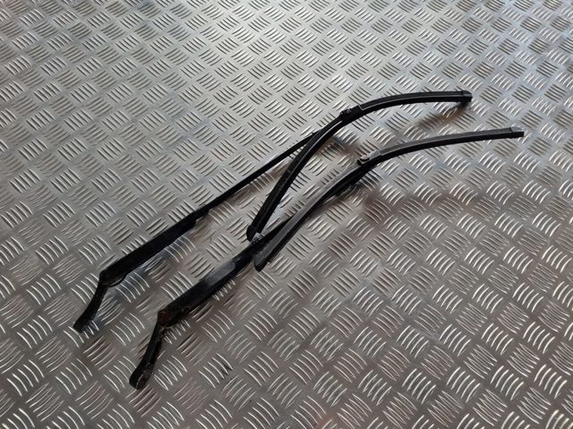 Рычаг дворника 6429X4 PEUGEOT