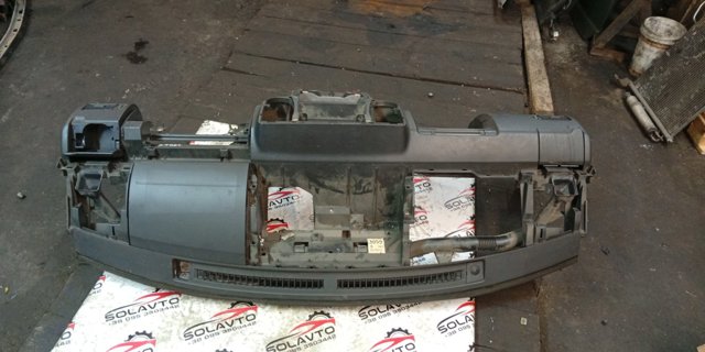 NISSAN 681008H811 Панель салона передняя "торпедо" в наличии Одесса