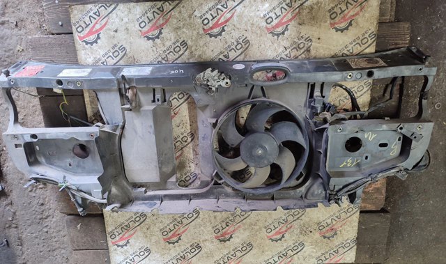 Кронштейн для радиатора 7104A4 PEUGEOT
