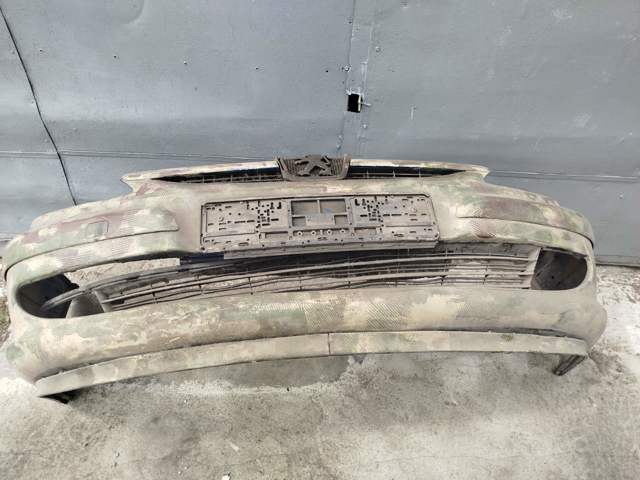 Бампер передний в сборе 7401Q2 PEUGEOT