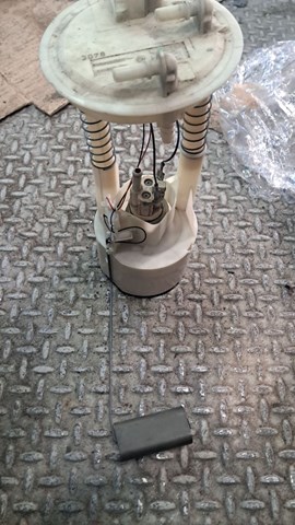 7700811048 RENAULT Модуль топливного насоса с датчиком уровня топлива купить в Тернополь