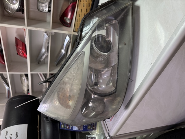 Фара комбинированная, передняя 7701053980 RENAULT