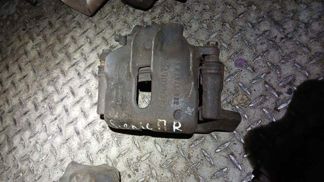 RENAULT 7701205833 Суппорт тормозной передний правый в наличии Сумы