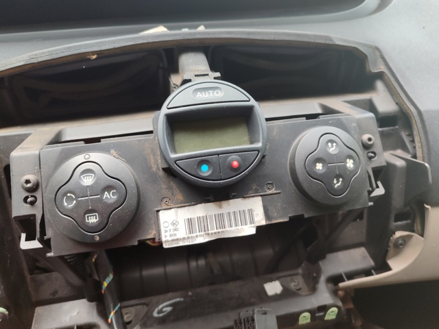 Механизм управления кондиционером 7701208975 RENAULT