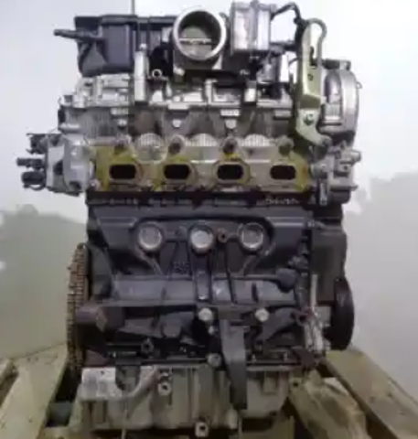 Двигатель в сборе 7701475615 RENAULT