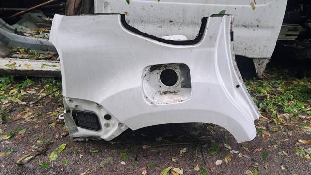 RENAULT 774207318R Крыло заднее правое в наличии Житомир