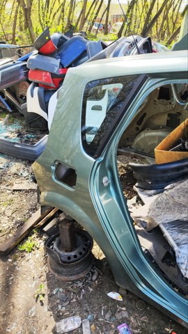 RENAULT 7751477727 Крыло заднее правое в наличии Каменское