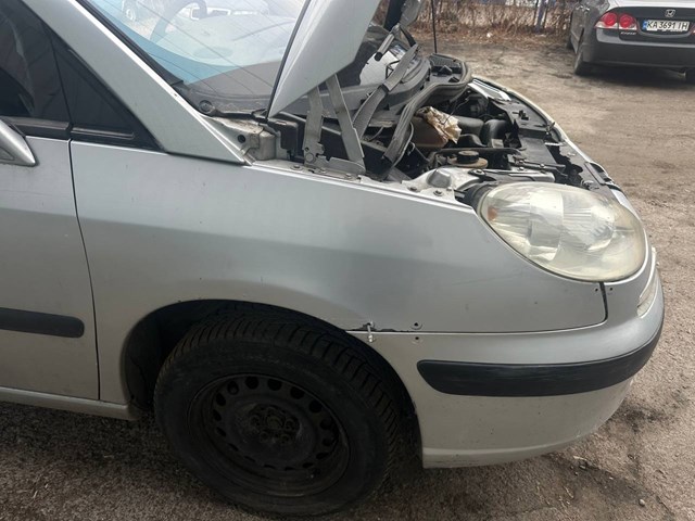 Правое крыло 7841P0 PEUGEOT