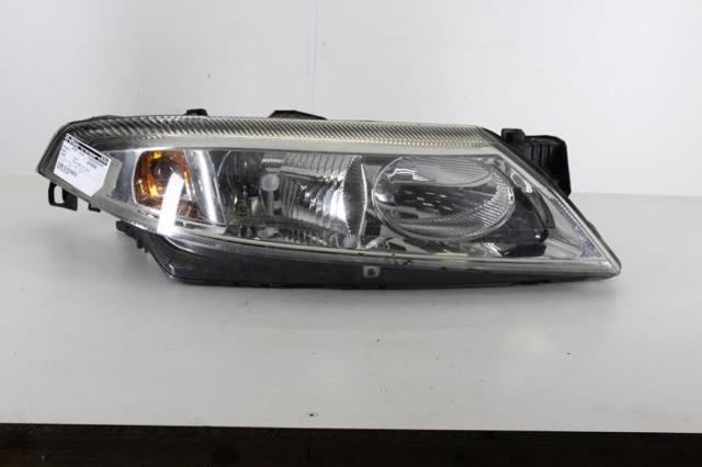 Фара передняя правая 8200002847 RENAULT
