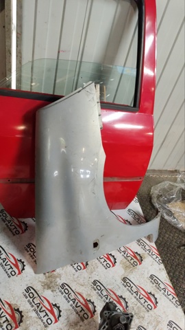 Боковая часть передняя правая 8200052380 RENAULT