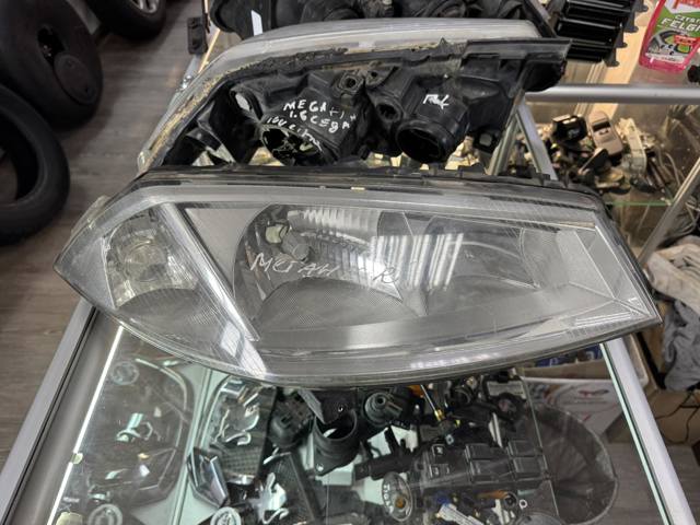 Фара основная правая 8200073221 RENAULT