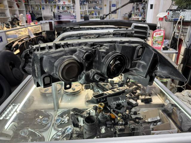 RENAULT 8200073221 Правая фара в наличии Хмельницкий