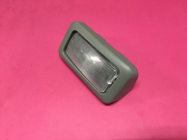 Лампы переносная и подкапотная 8200113205 RENAULT