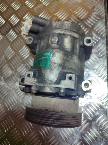 Насос кондиционера 8200117767 RENAULT