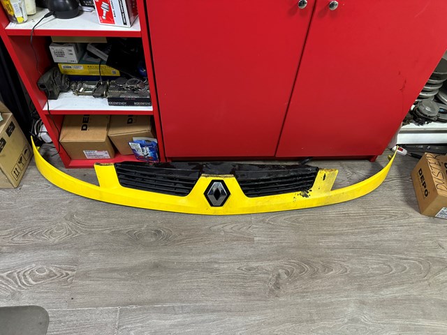 Решетка 8200150629 RENAULT