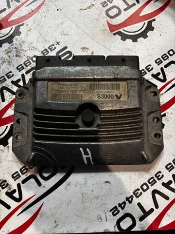 ЭБУ двигателем 8200298457 RENAULT