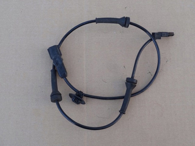 Датчик АБС (ABS) передний 8200404460 RENAULT