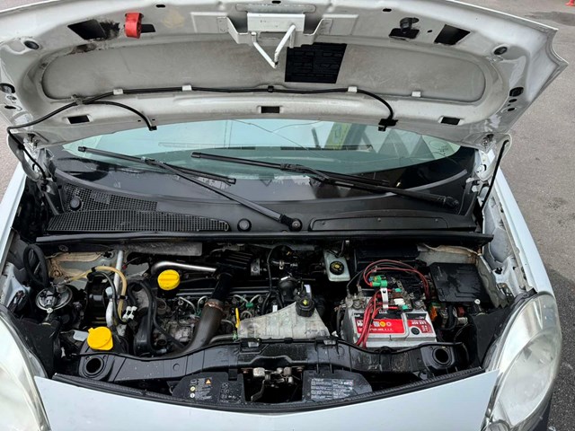 Газовые упоры капота 8200497788 RENAULT