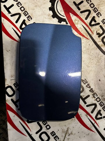 Лючок (дверца) бензобака 8200499047 RENAULT