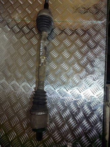 Полуось передняя левая 8200613829 RENAULT