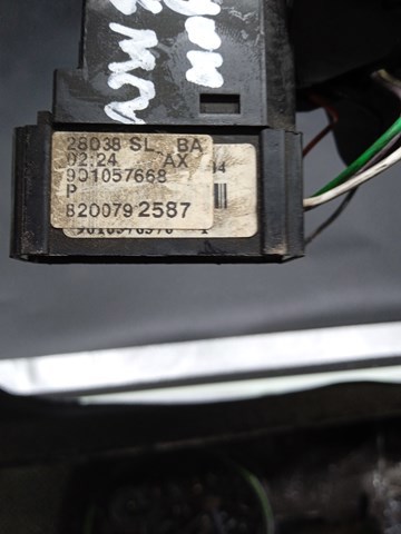 Левый подрулевой переключатель 8200792587 RENAULT