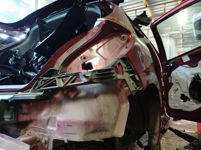 8526CZ PEUGEOT Крыло заднее правое купить в Львов