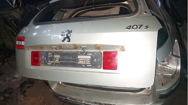 PEUGEOT 8701T5 Дверь задняя (багажная 3/5-я (ляда) в наличии Киев