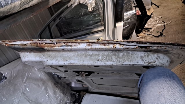 8703A3 PEUGEOT Дверь фургона задняя распашная правая купить в Полтава