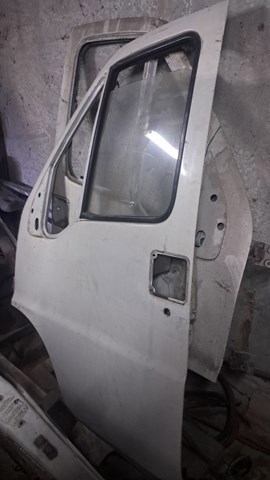 Двери кабины 9002AJ PEUGEOT